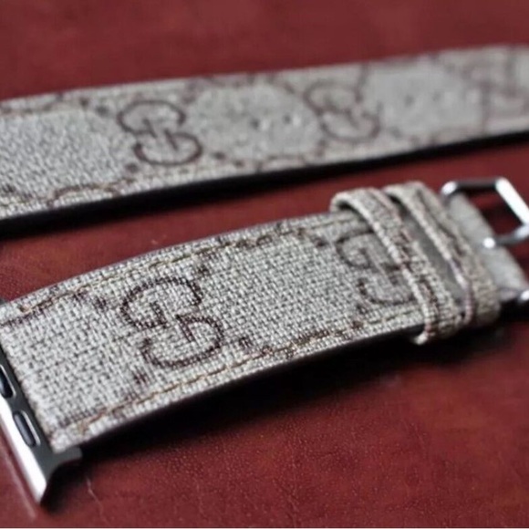 Upcycled Gucci GG Apple Watch Band - Picture 5 of 10